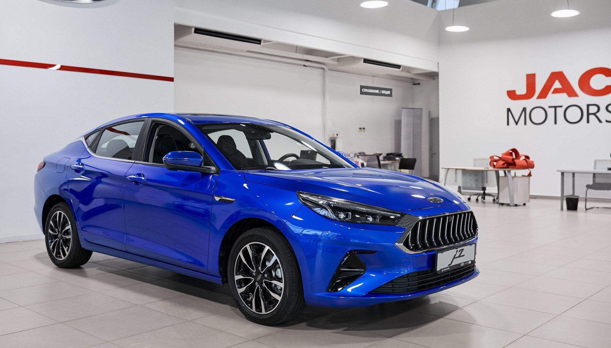 Купить JAC J7 в Минске у официального дилера – цены на Джак J7