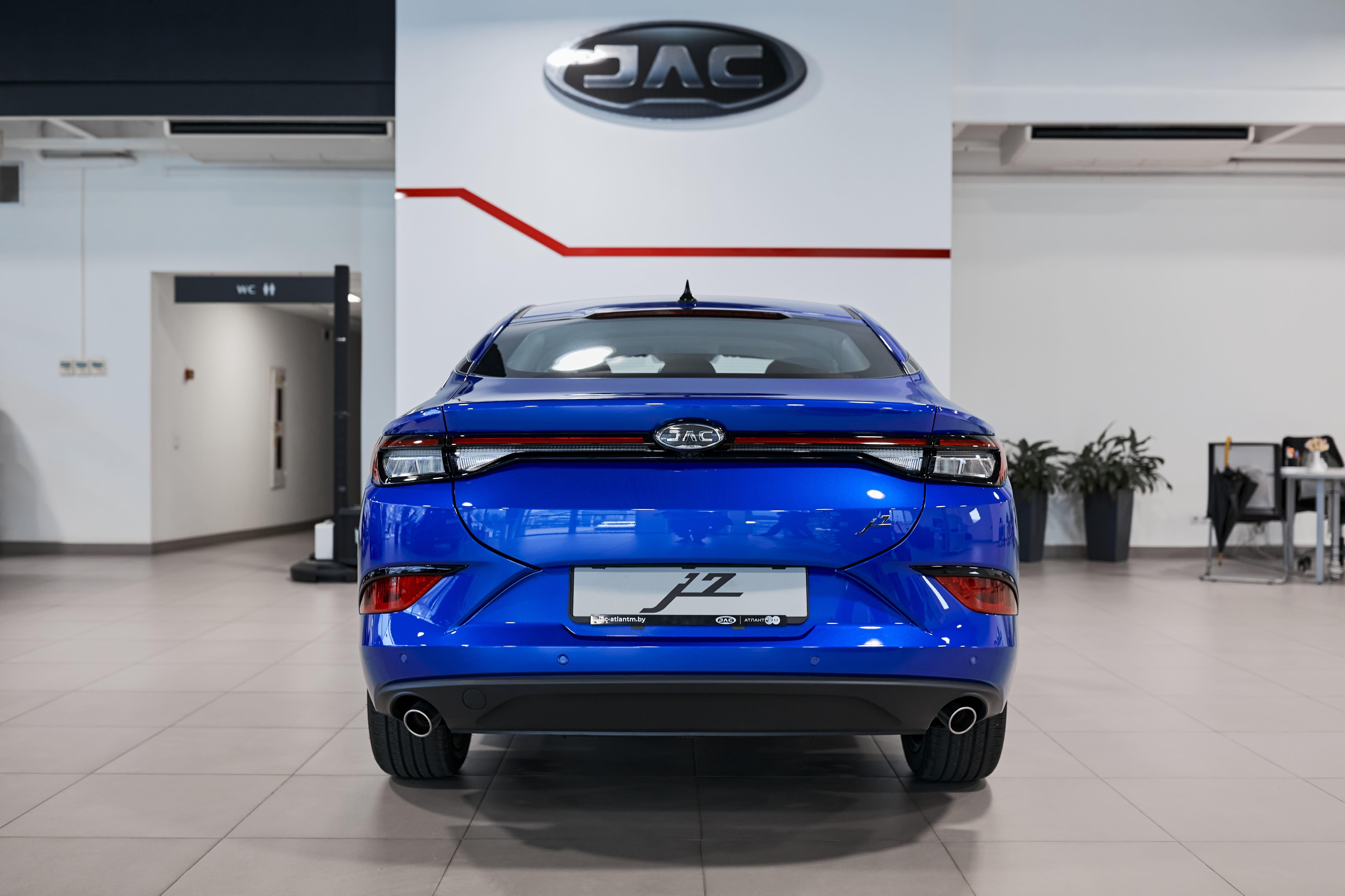 Купить JAC J7 в Минске у официального дилера – цены на Джак J7